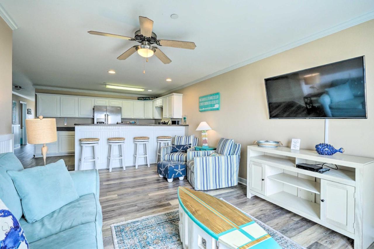 Ocean-View Oak Island Condo, 1 Block To Beach! Exteriör bild
