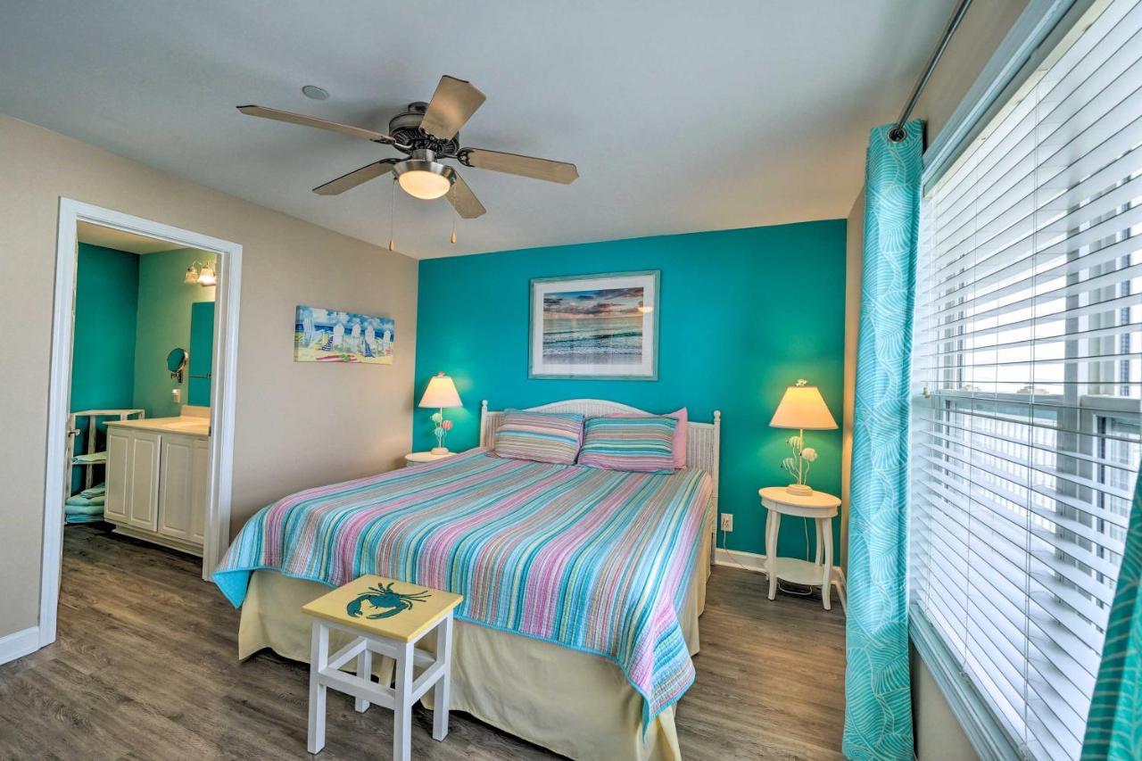 Ocean-View Oak Island Condo, 1 Block To Beach! Exteriör bild